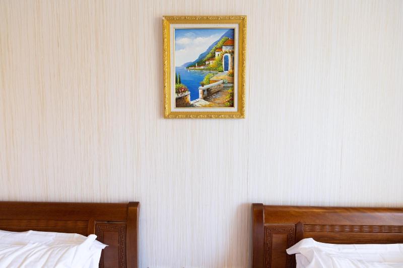 Deluxe Double Room image 2