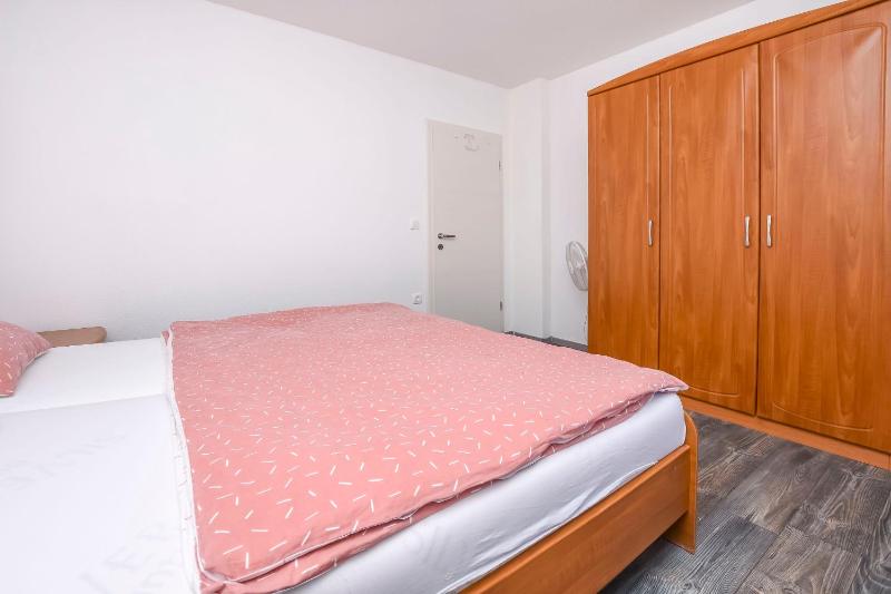 Apartments Juro - image 18