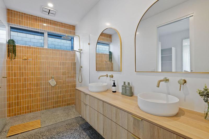 Casa Bella on Beach - image 9