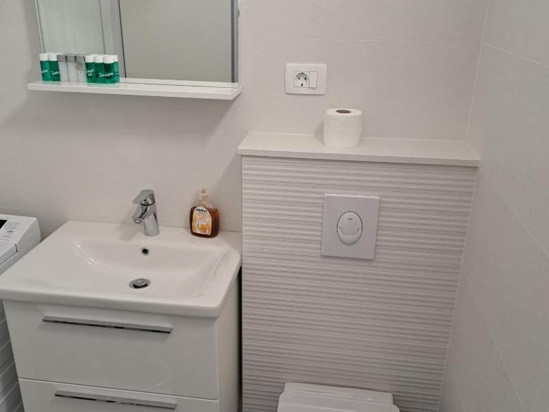 Beach seaview apartment - image 11