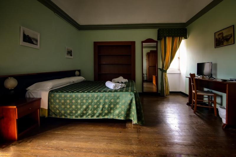 Triple Room image 1