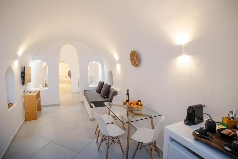 Luxus VIP Suites - image 11