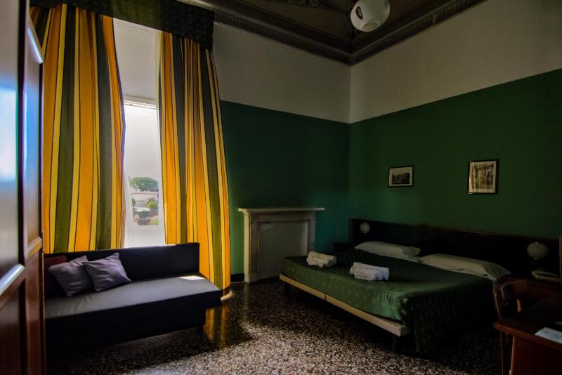 Double or Twin Room with Private Bathroom image 2