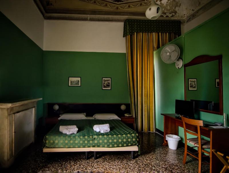 Double or Twin Room with Private Bathroom image 4