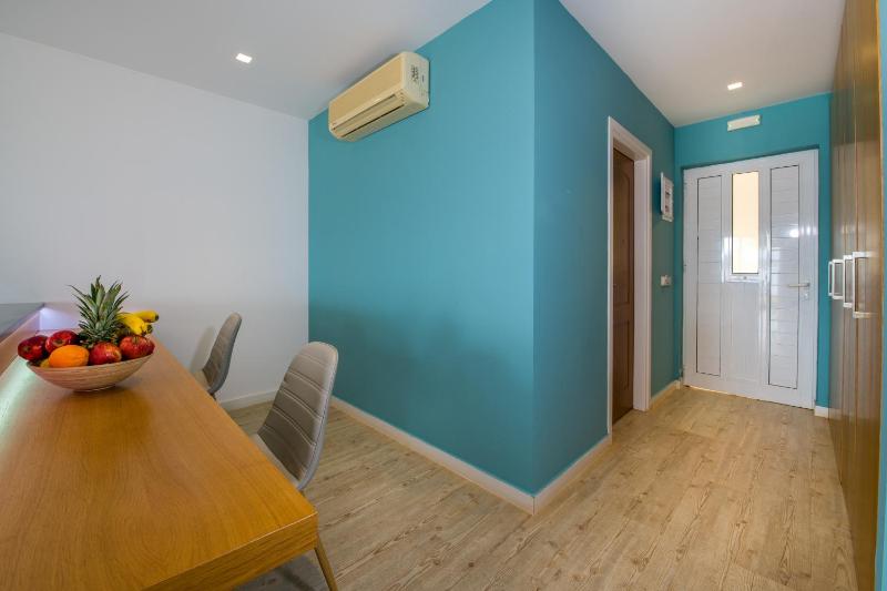 Superior Double Room with Sea View image 4