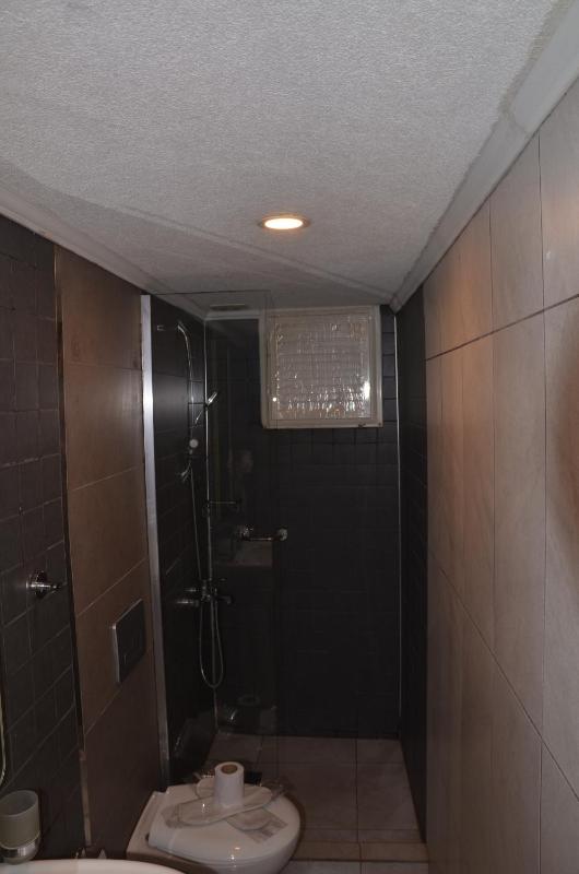 Standard Double Room image 4