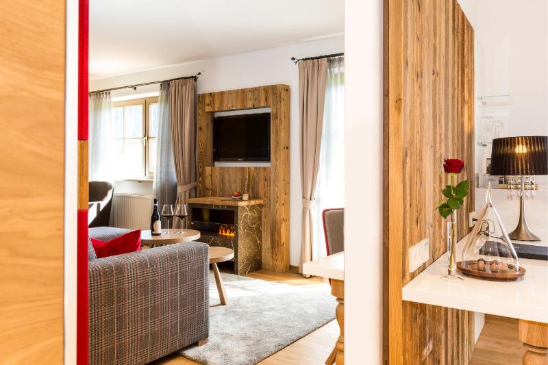 AllgaeuGlueck Suite with extra bed image 4
