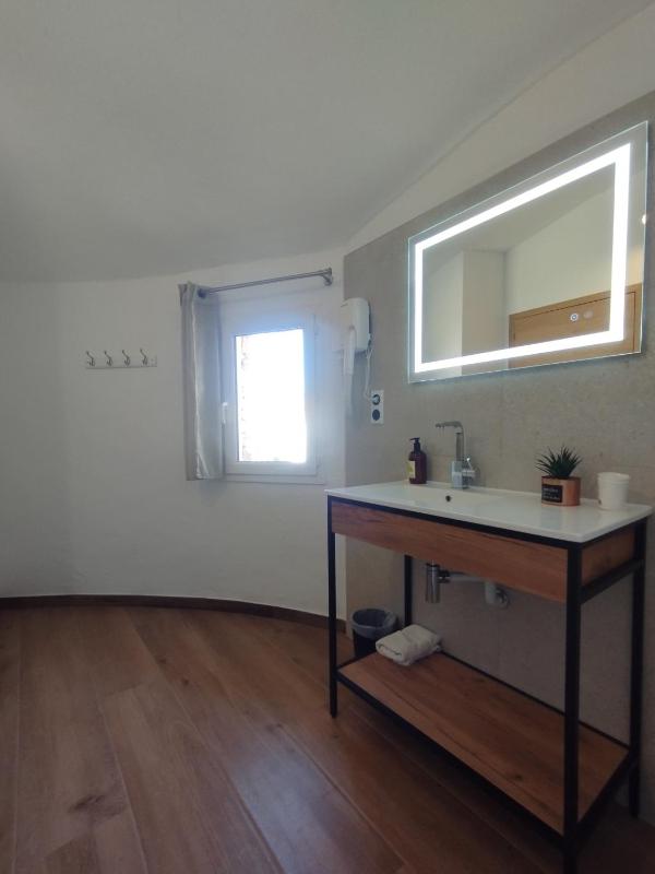 Suite with Terrace image 3