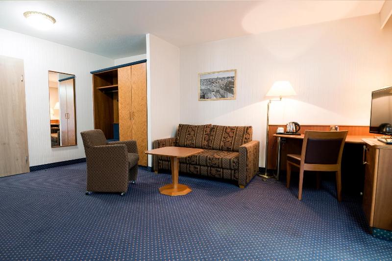 Superior Double Room image 2