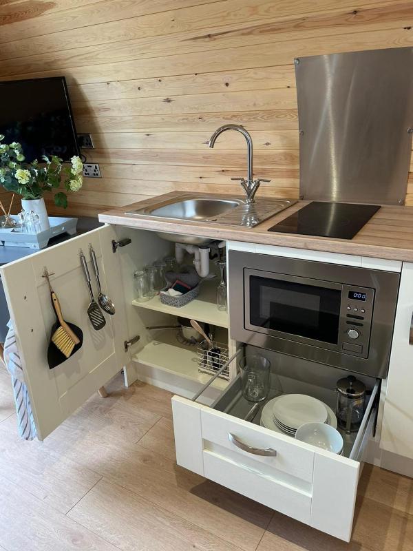 Willow Farm Glamping - image 10