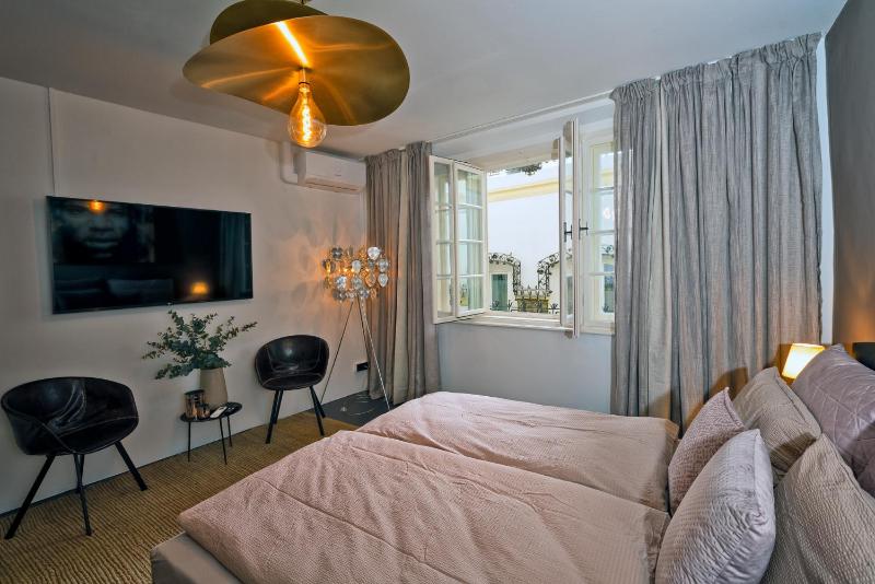 Superior Apartment image 4