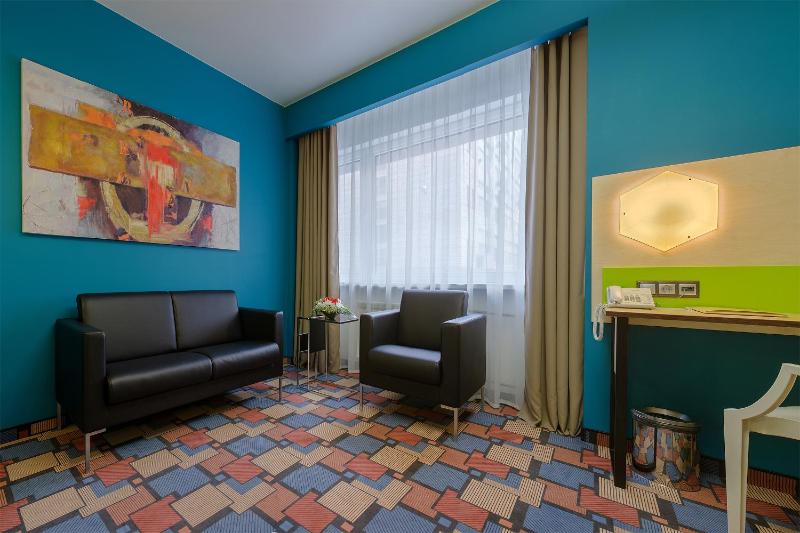 Suite image 3
