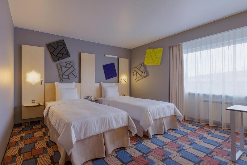 Comfort Twin Room image 1