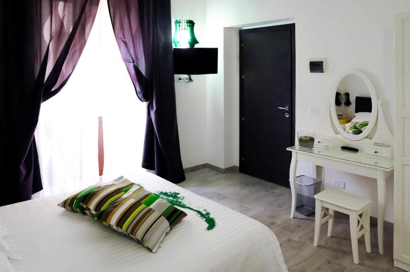 Superior Double or Twin Room image 4