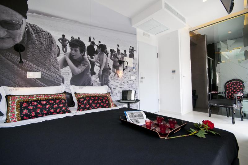 Hotel Magic - image 6