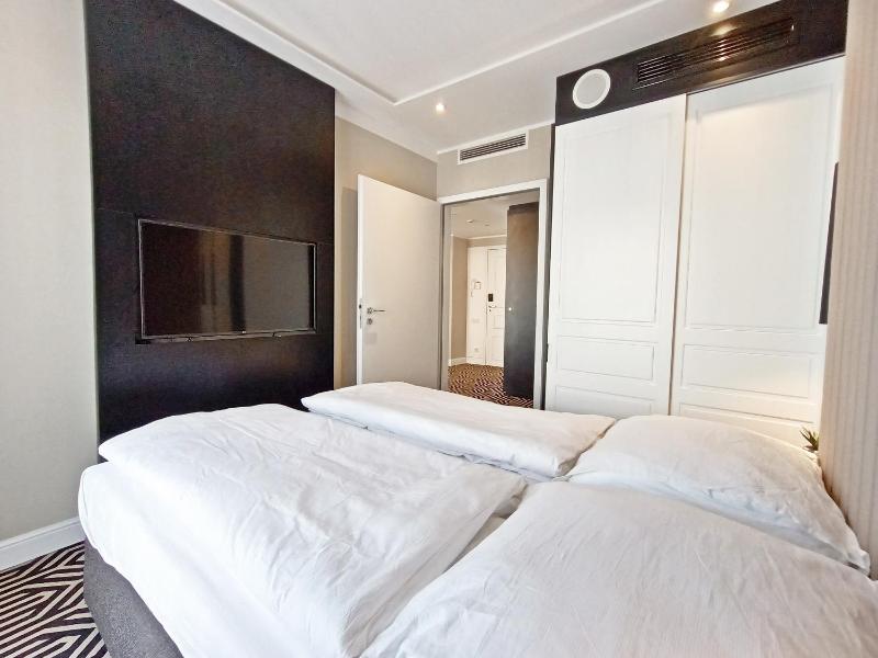 Baltic Park Fort by Baltic Home - image 9