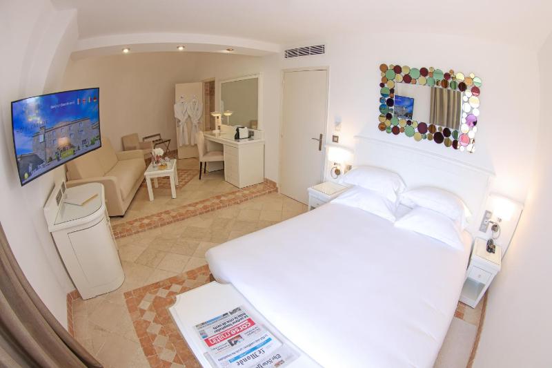 Suite image 1