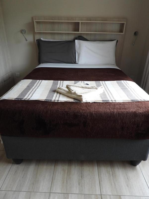 2 bedroomed apartment with en-suite and kitchenette - 2071 - image 15