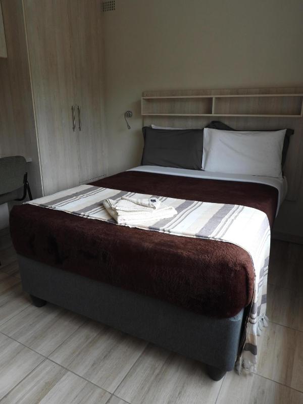 2 bedroomed apartment with en-suite and kitchenette - 2071 - image 13