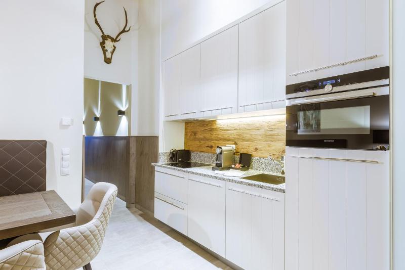 Two-Bedroom Suite image 3