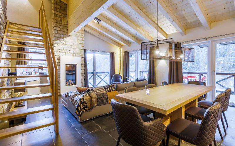 Four-Bedroom Penthouse Apartment image 1