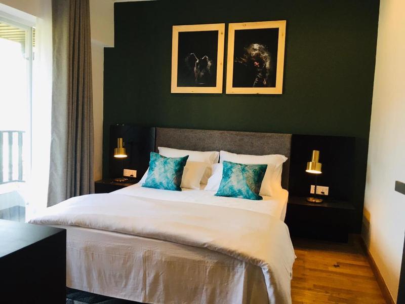 The Greens Luxury Apartment - image 28