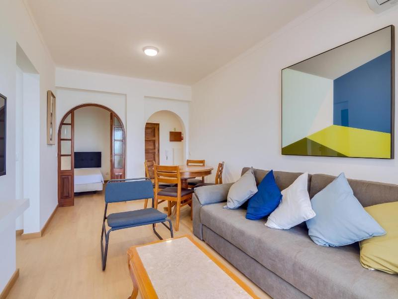 AL - Apartamento Girassol Beach Front Quarteira - image 17