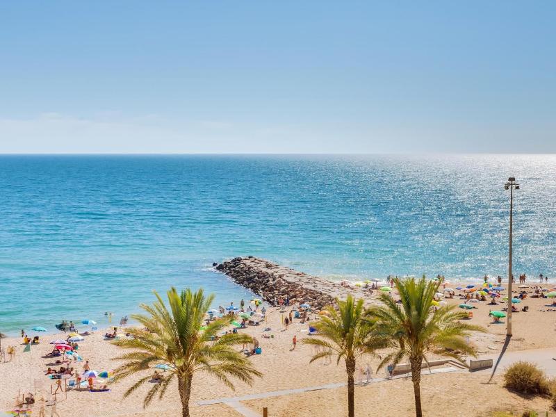 AL - Apartamento Girassol Beach Front Quarteira - image 3