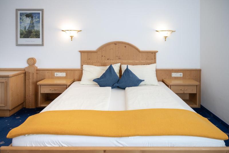 Junior Suite image 1