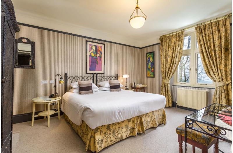 Superior Double Room image 1