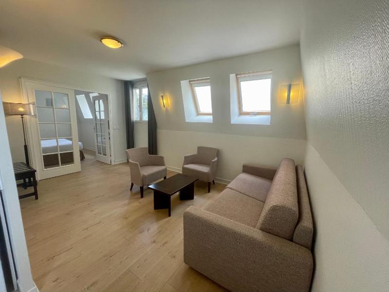 Apartment - Split Level image 4