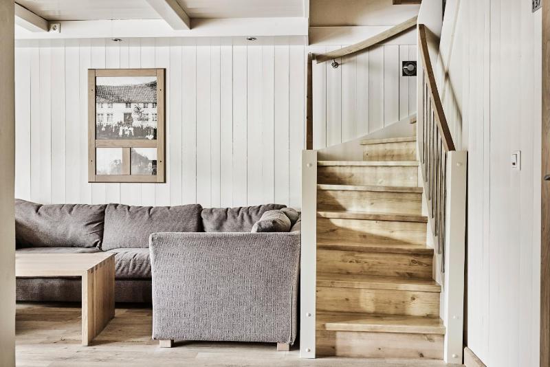 Three-Bedroom House, Sea Front image 2