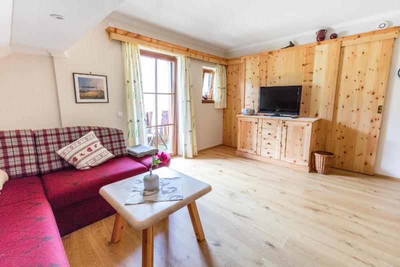 Apartment with Mountain View image 4
