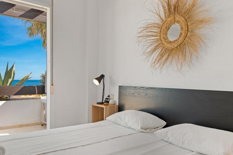 Calahonda apt by Costarentals - Ref 205 - image 6
