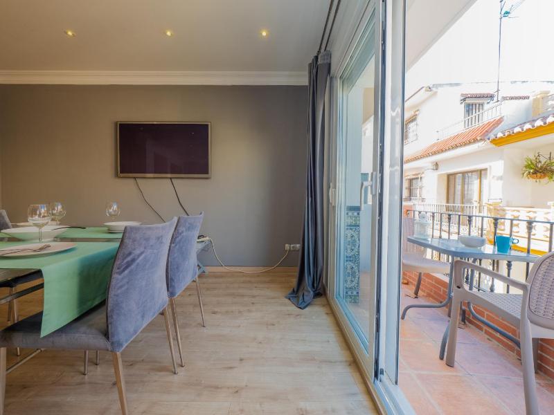 Cubo's Beach Side Apartment at La Cala - image 12