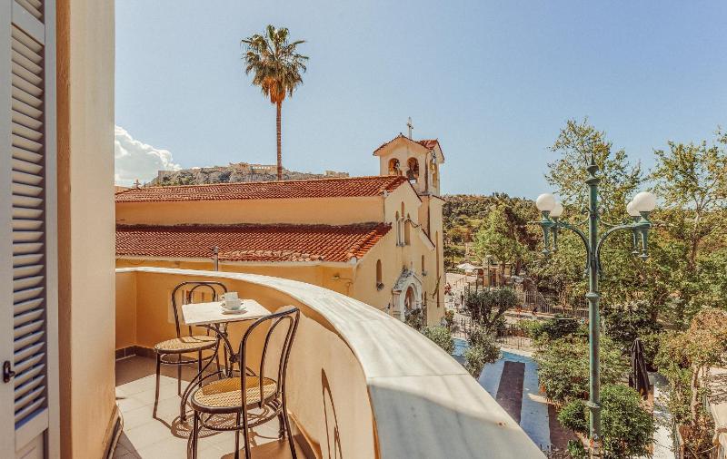 Deluxe Apartment image 2