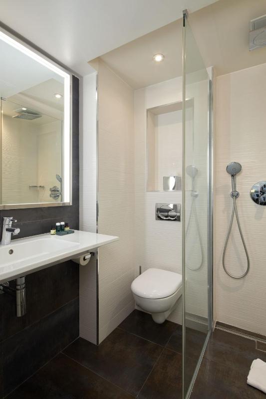Classic Single Room image 2
