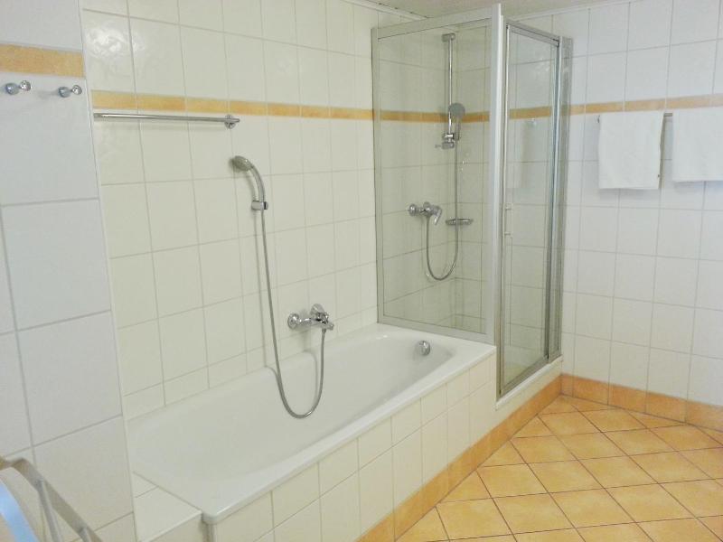 Double Room with Bath image 2