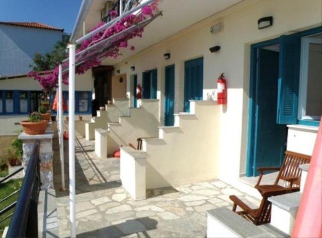 Angeliki Beach Hotel - image 29