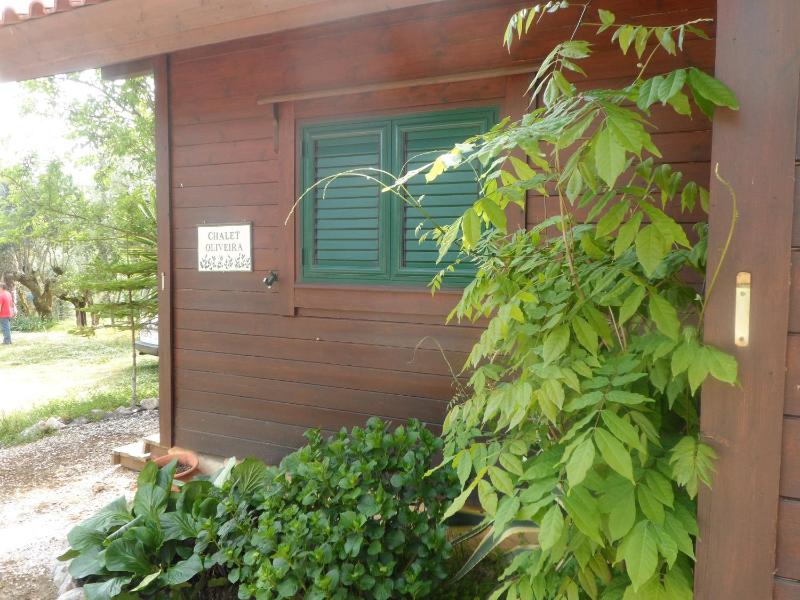 Two-Bedroom Chalet (4 adults + 2 children) image 4