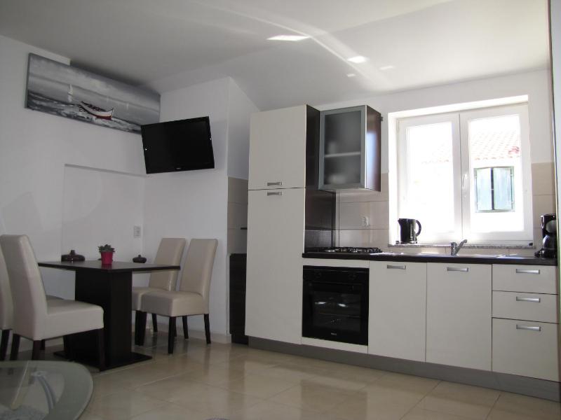 Apartments Marina - image 4