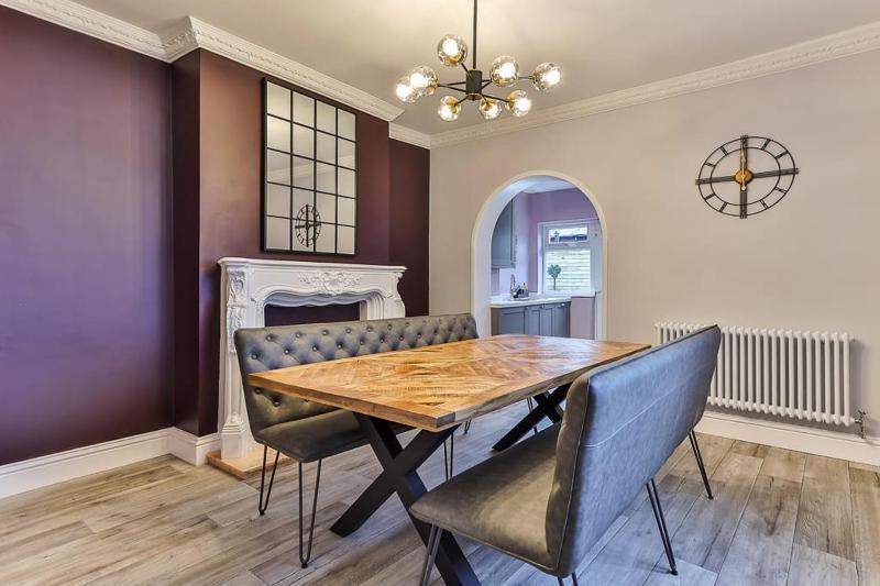 Luxury Spacious Pad with Games Room - image 27