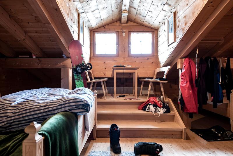 Classic Double Room image 2