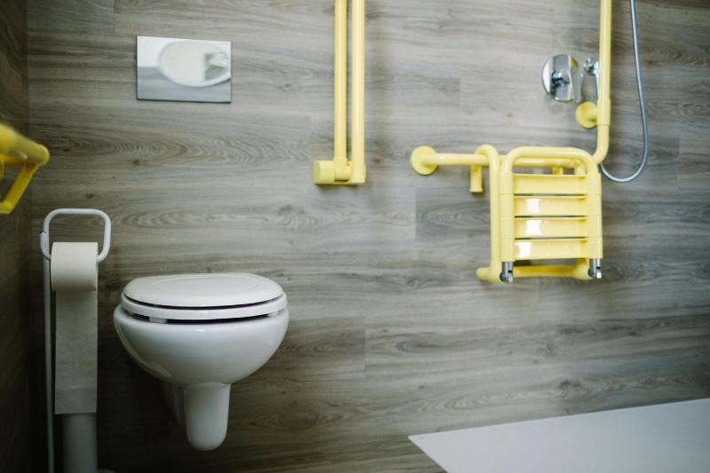 Double Room with Shared Bathroom - Disability Access image 3