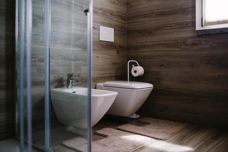 Double or Twin Room with Shared Bathroom image 4