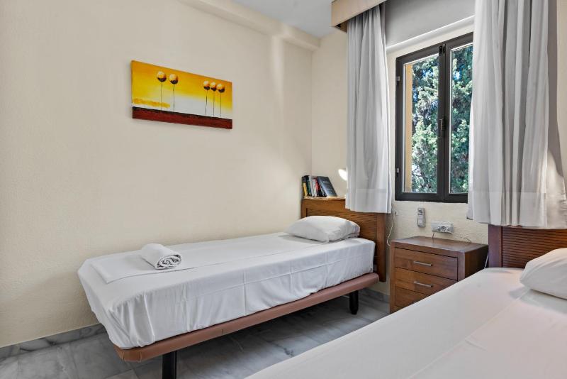 Family apt with pool by Costarentals - Ref 208 - image 19