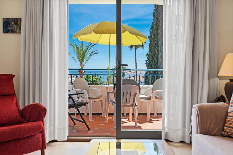 Family apt with pool by Costarentals - Ref 208 - image 24
