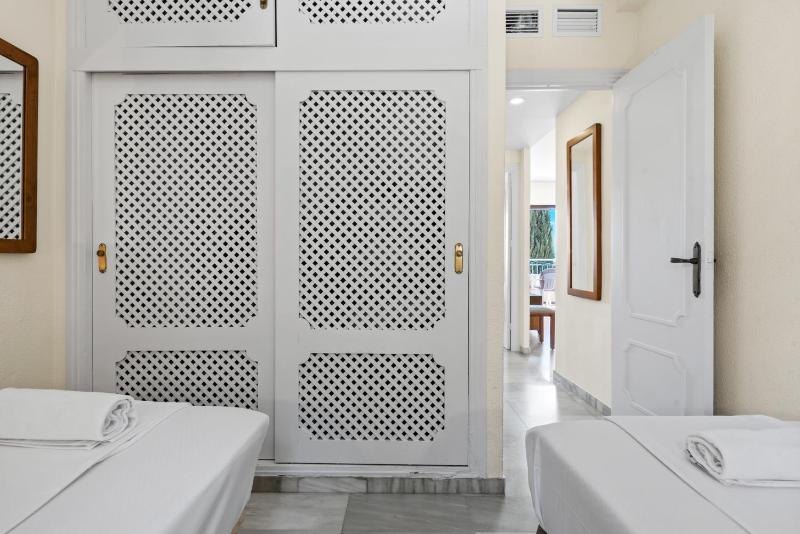 Family apt with pool by Costarentals - Ref 208 - image 8