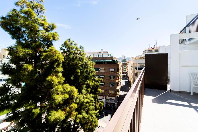 Quadruple Room with Terrace image 3