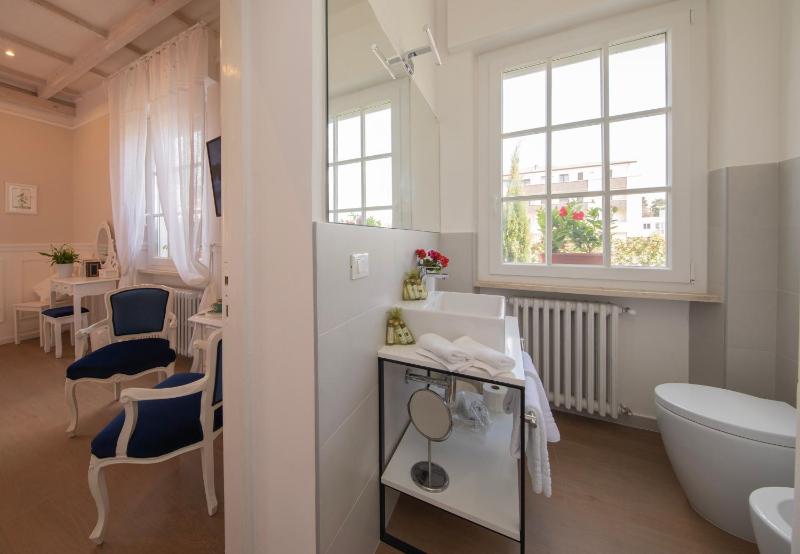 Villa Luce Assisi Rooms & Suites - image 12